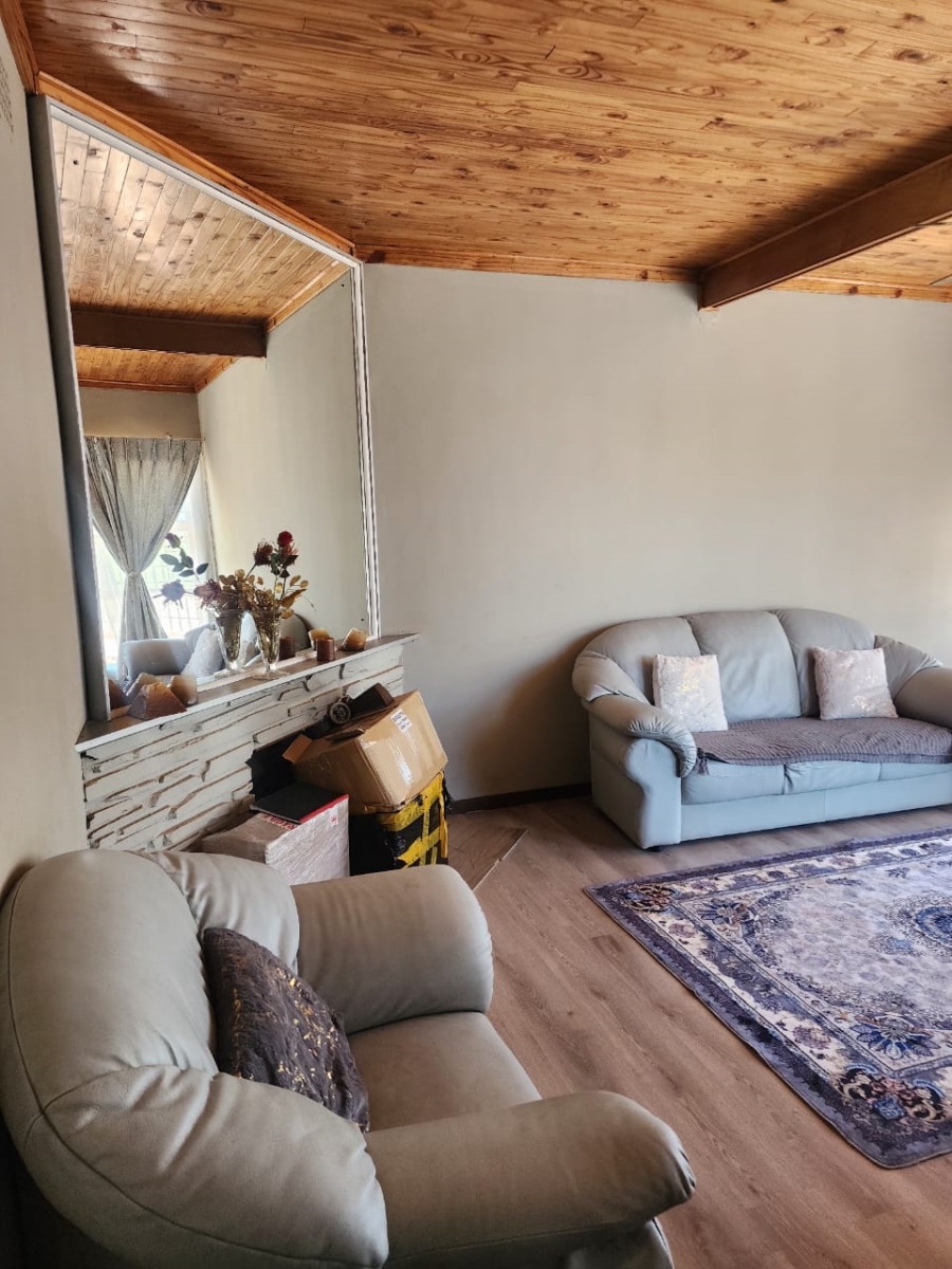 3 Bedroom Property for Sale in Manzil Park North West